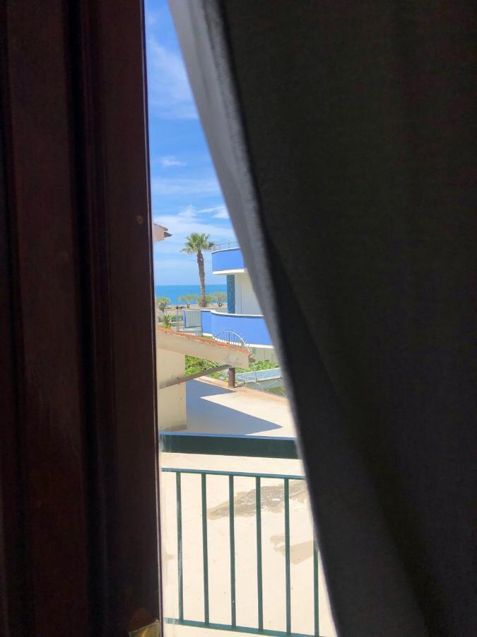 مبيت وإفطار برايا إيه ماري Ad Un Passo Dal Mare المظهر الخارجي الصورة